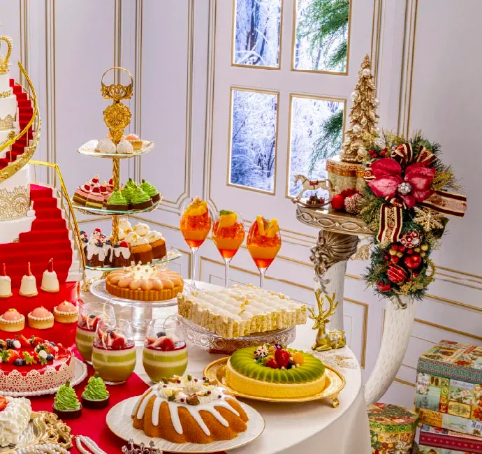 Christmas cakes and sweets for the King and Queen sweets buffet at Marble Lounge, Hilton Tokyo